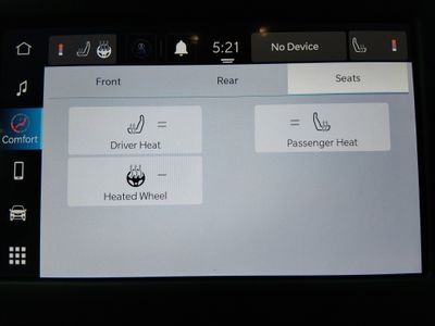 2023 Chrysler Voyager - Photo 18