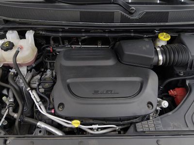 2023 Chrysler Voyager - Photo 9