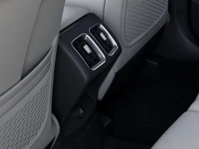 2026 Kia Sorento — photo 26 view