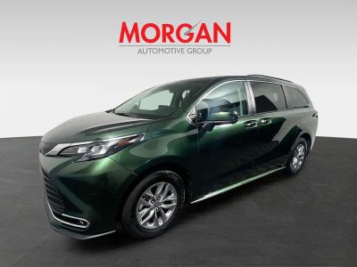 2024 Toyota Sienna — photo 7 view