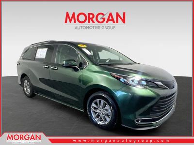 2024 Toyota Sienna XLE in Cypress — front three-quarter view