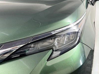 2024 Toyota Sienna — photo 9 view