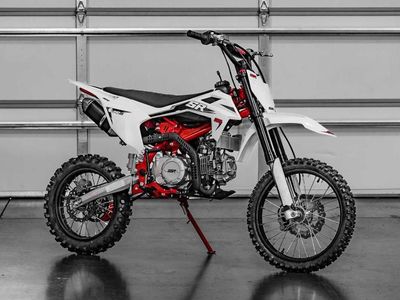 2026 SSR Motorsports 140RB — front three-quarter view