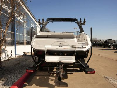 2025 Sea Ray ECT 6.2L MPI DTS BR4 - Photo 5