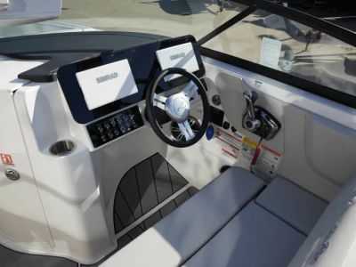 2025 Sea Ray ECT 6.2L MPI DTS BR4 - Photo 25