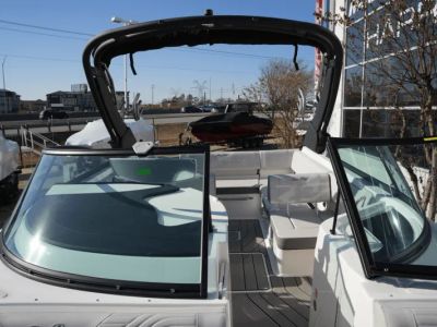 2025 Sea Ray ECT 6.2L MPI DTS BR4 - Photo 35