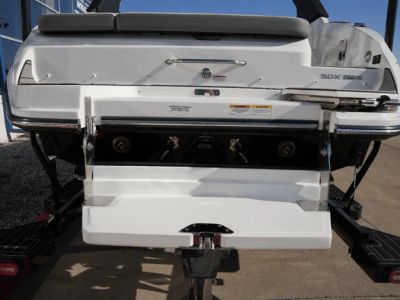 2025 Sea Ray ECT 6.2L MPI DTS BR4 - Photo 6