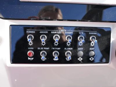 2025 Sea Ray ECT 6.2L MPI DTS BR4 - Photo 28