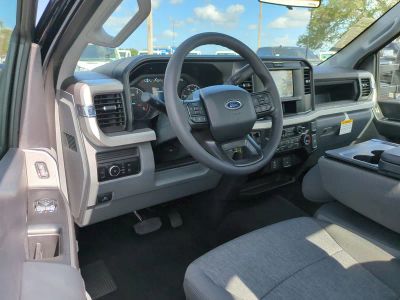 2026 Ford F-350SD — photo 14 view
