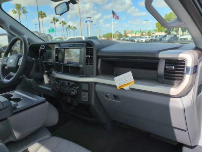2026 Ford F-350SD — photo 15 view