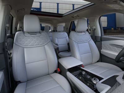 2026 Ford Explorer - Photo 3