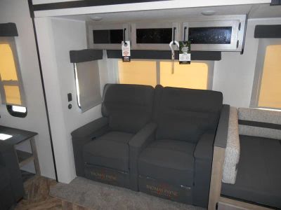 2023 Palomino Puma - Photo 8