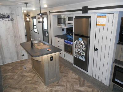 2023 Palomino Puma - Photo 11