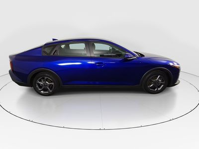 2025 Kia K4 - Photo 8