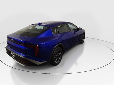 2025 Kia K4 - Photo 7