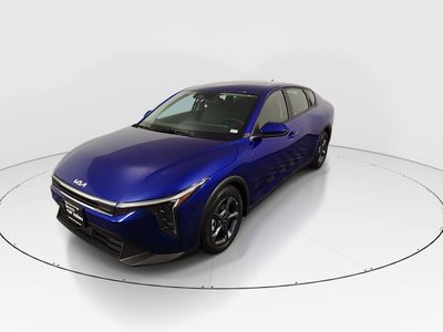 2025 Kia K4 - Photo 3