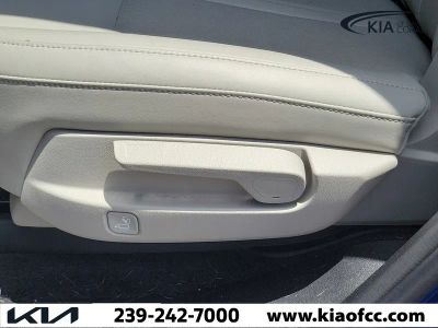 2023 Kia Sorento — photo 15 view