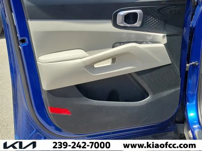 2023 Kia Sorento — photo 27 view