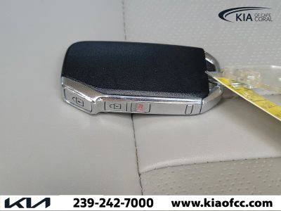 2023 Kia Sorento — photo 32 view