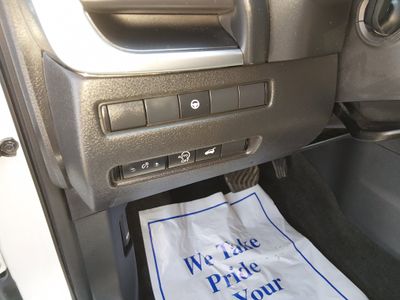 2024 Nissan Rogue — photo 13 view