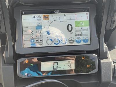 2025 Honda Africa Twin Adventure Sports ES — photo 12 view