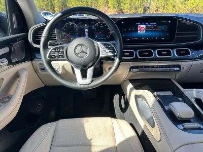 2023 Mercedes-Benz GLS - Photo 2
