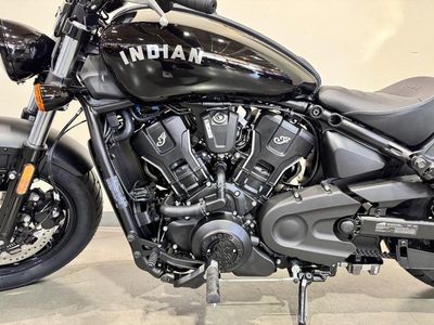 2026 Indian Motorcycle Scout Sixty Bobber Black Metallic - Photo 17