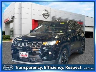 2023 Jeep Compass — interior view