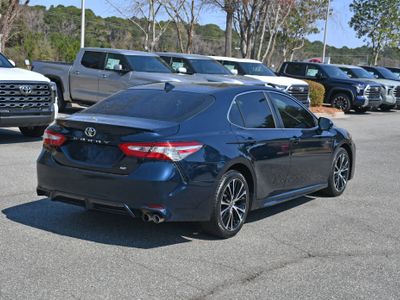 2020 Toyota Camry - Photo 4