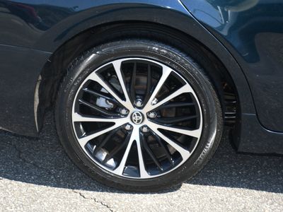 2020 Toyota Camry - Photo 20