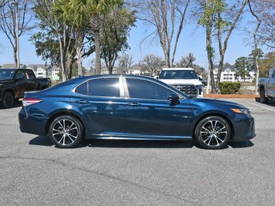 2020 Toyota Camry - Photo 5
