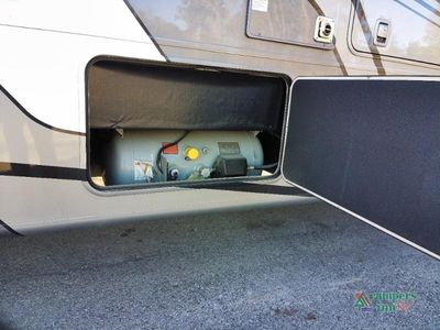 2025 Coachmen RV Encore - Photo 9