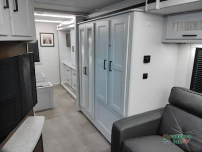 2025 Coachmen RV Encore - Photo 34