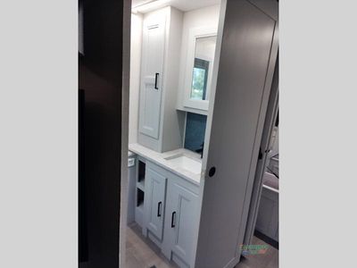 2025 Coachmen RV Encore - Photo 35