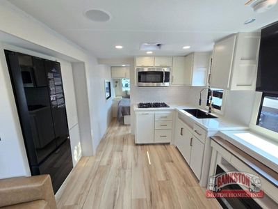 2026 Model I 265 - Photo 8