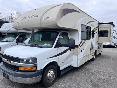 2017 Thor Motor Coach Quantum - Photo 6