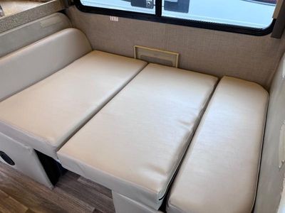 2017 Thor Motor Coach Quantum - Photo 16