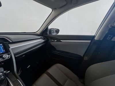 2016 Honda Civic — photo 17 view
