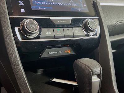 2016 Honda Civic — photo 11 view