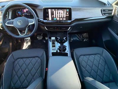 2026 Volkswagen Atlas — photo 16 view