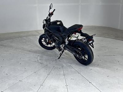 2025 Honda CB300R - Photo 6