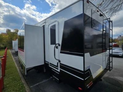2026 Brinkley RV Model Z - Photo 5