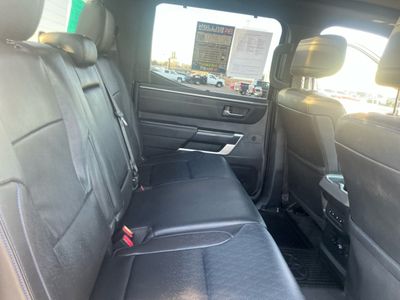 2023 Toyota Tundra — photo 18 view