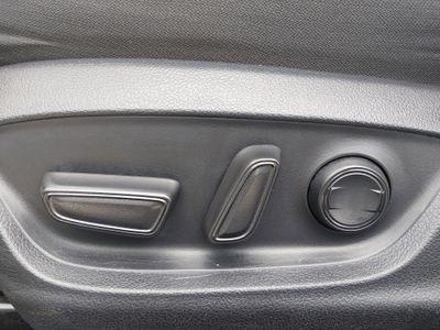 2024 Toyota Camry - Photo 19