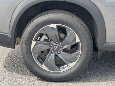 2024 Nissan Rogue — photo 9 view