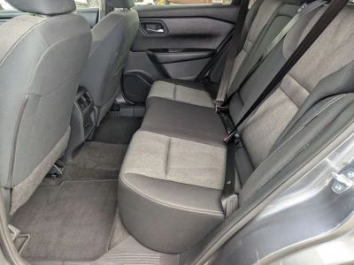 2024 Nissan Rogue — photo 18 view