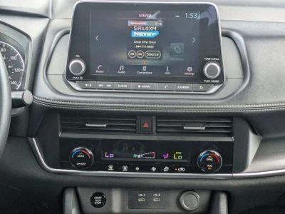 2024 Nissan Rogue — photo 16 view