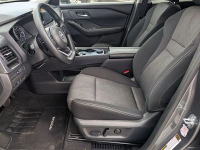 2024 Nissan Rogue — photo 11 view