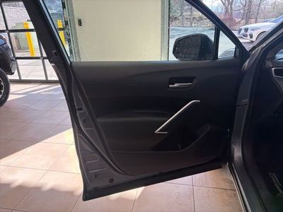 2022 Toyota Corolla Cross XLE - Photo 12