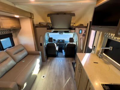 2023 Tiffin WAYFARER - Photo 4